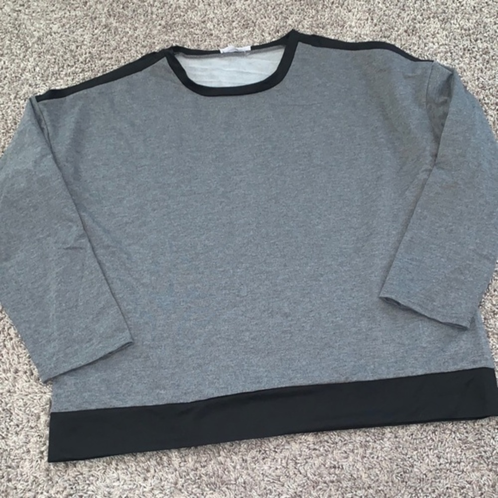 Doublju size large‎ gray black open shoulder long sleeve shirt new without tags